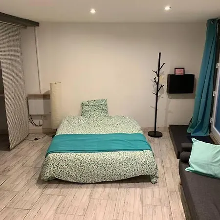 Studio Avec Jardin Au Calme *