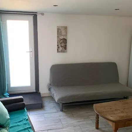 Apartman Studio Avec Jardin Au Calme *
